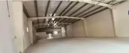 Commercial Ready Property U/F Warehouse  for rent in Doha #7332 - 1  image 